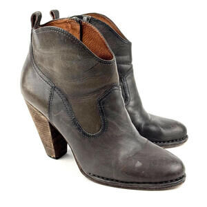 FRYE Madeline Short Moto Boots Womens 11M Smoke Gray Leather Heels Zip EUC